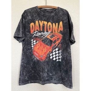 Daytona Racing Graphic Tee Unisex Size Medium